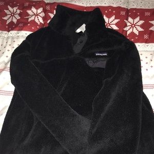 Patagonia fleece! So cozy!